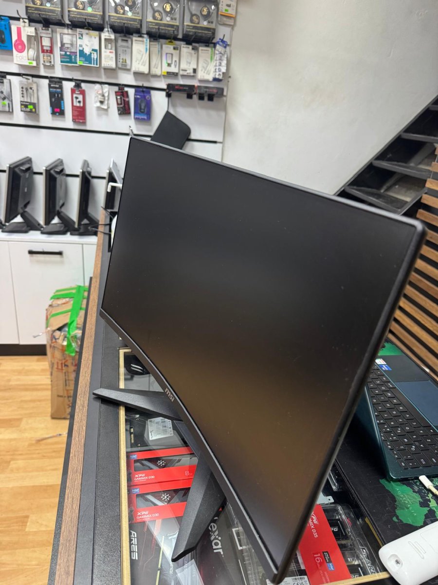 MSI 180Hz GAMING MONITOR MAG 242C - Görsel 3