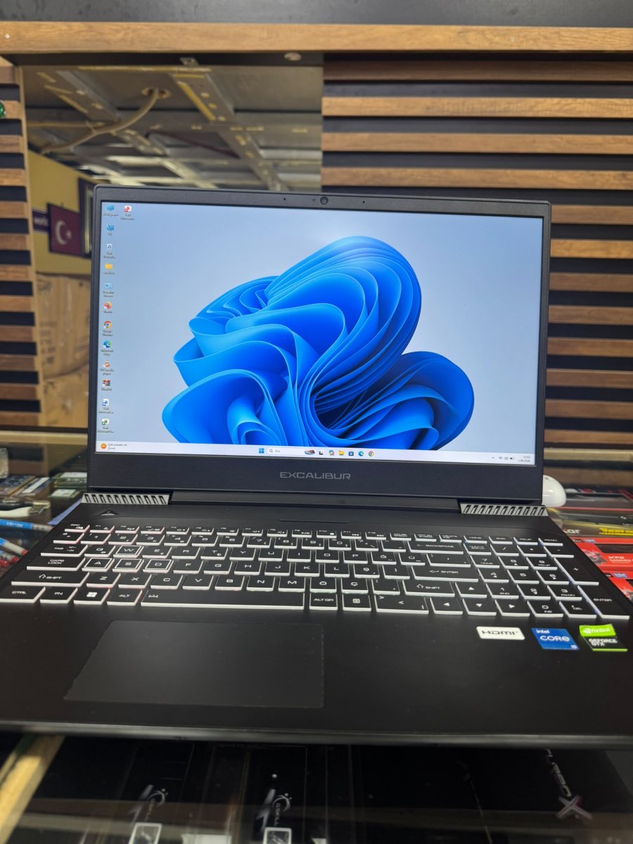 CASPER EXCALIBUR G770 I5-12450H 16GB 512GB SSD GTX 1650 144HZ - Görsel 1