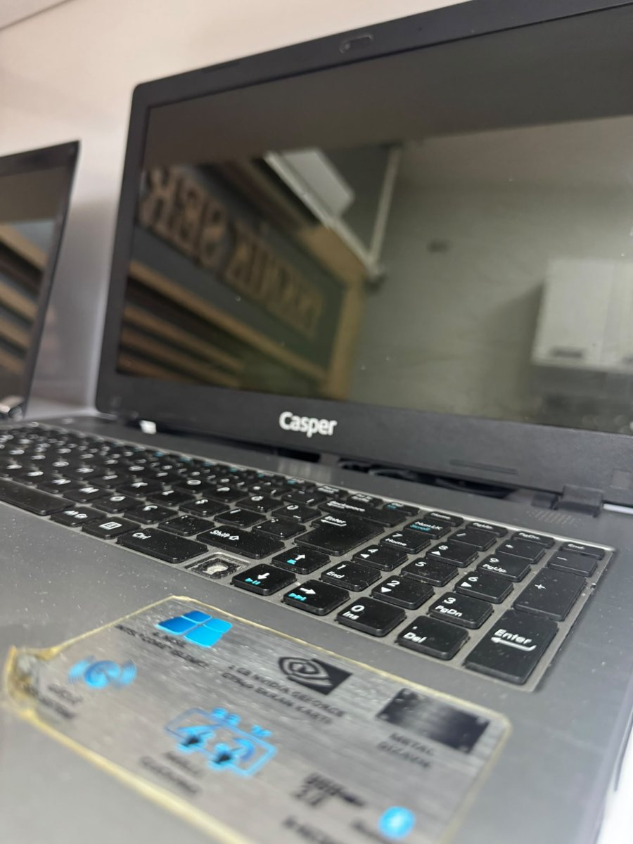 CASPER NIRVANA CSD INTEL CORE  I7 8GB RAM  / 120GB SSD 2GB NVIDIA GEFORCE 940M 15.6" LAPTOP - Görsel 2